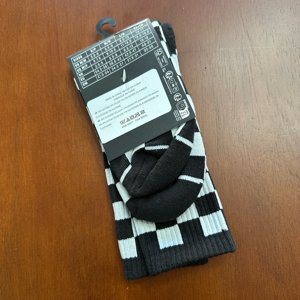 Vans Black & White Checkerboard Crew Socks S/P - Picture 4 of 5